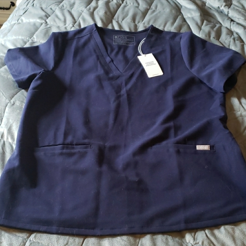 Large Navy Figs scrub top *New*